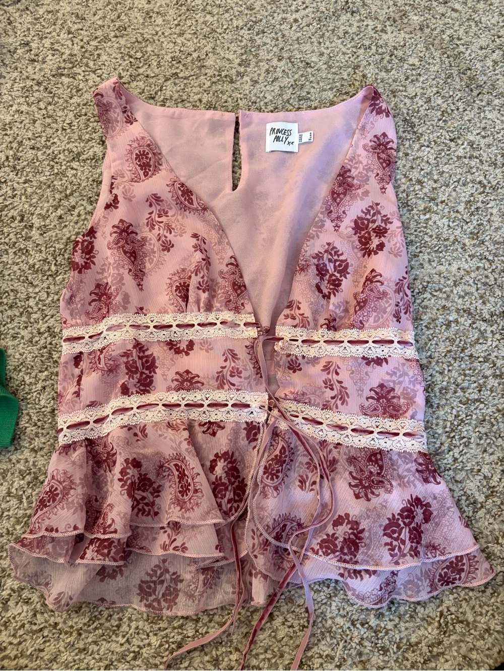 Princess polly pink tank
